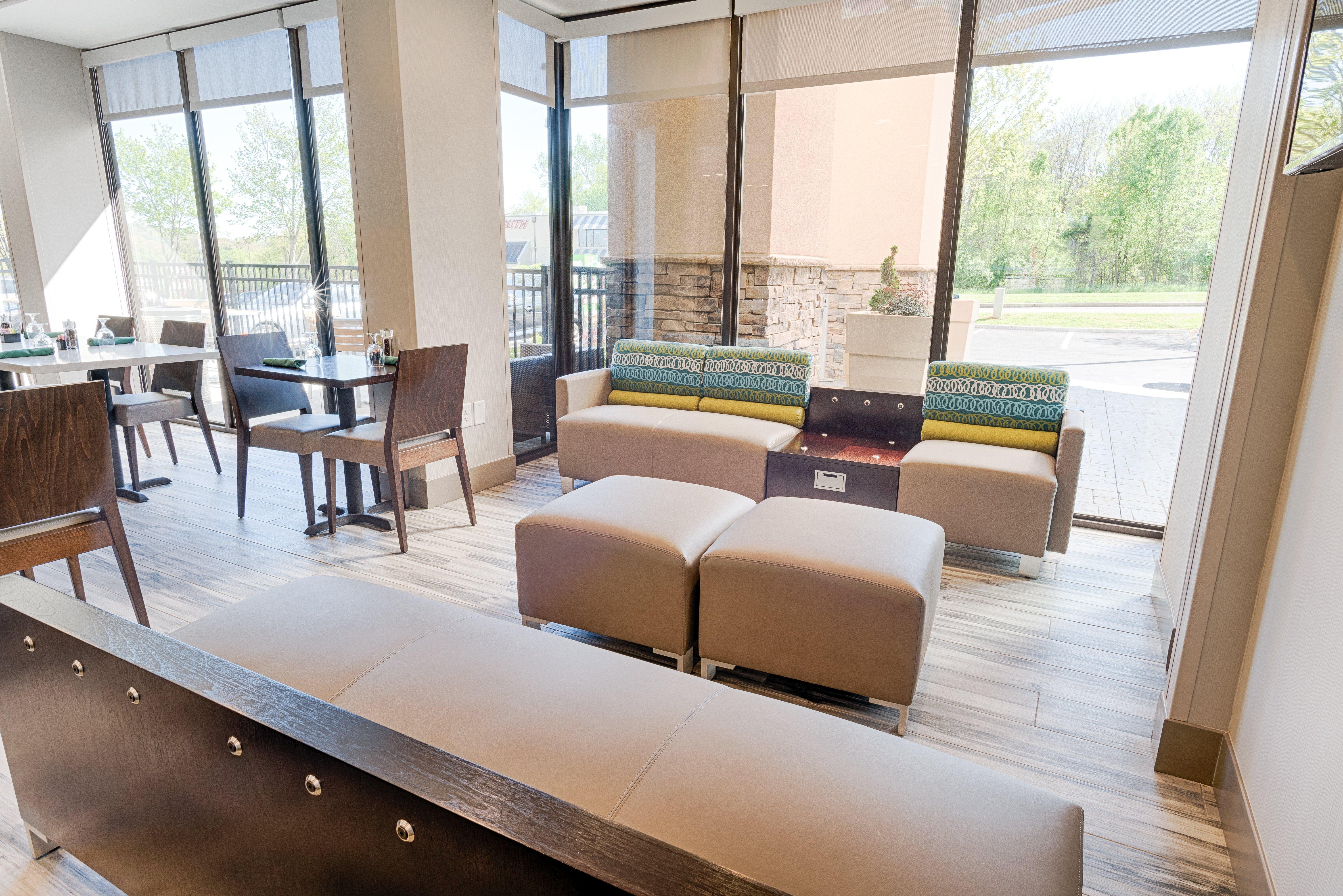 Holiday Inn Knoxville N - Merchant Drive By Ihg Exterior photo