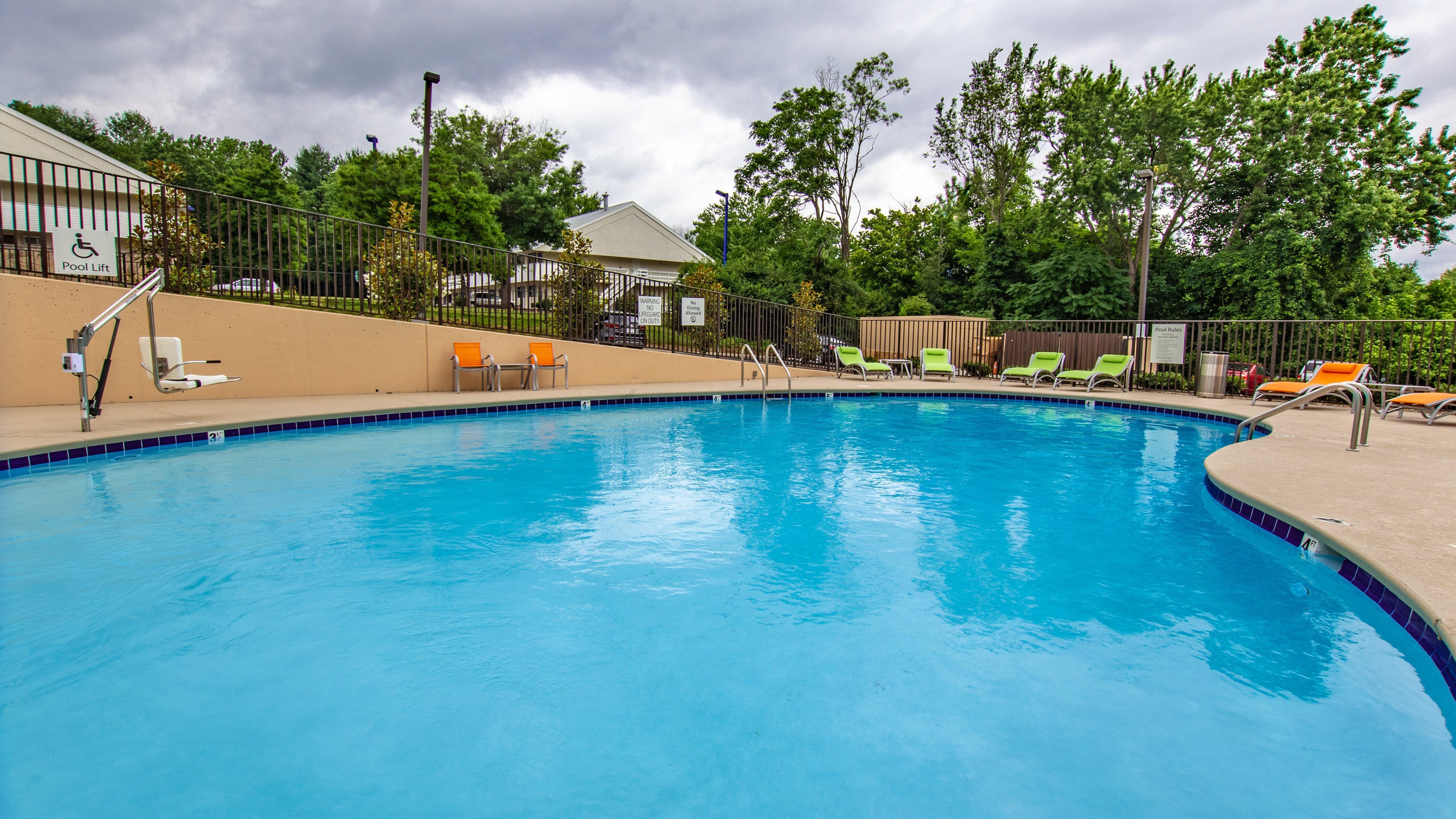 Holiday Inn Knoxville N - Merchant Drive By Ihg Exterior photo