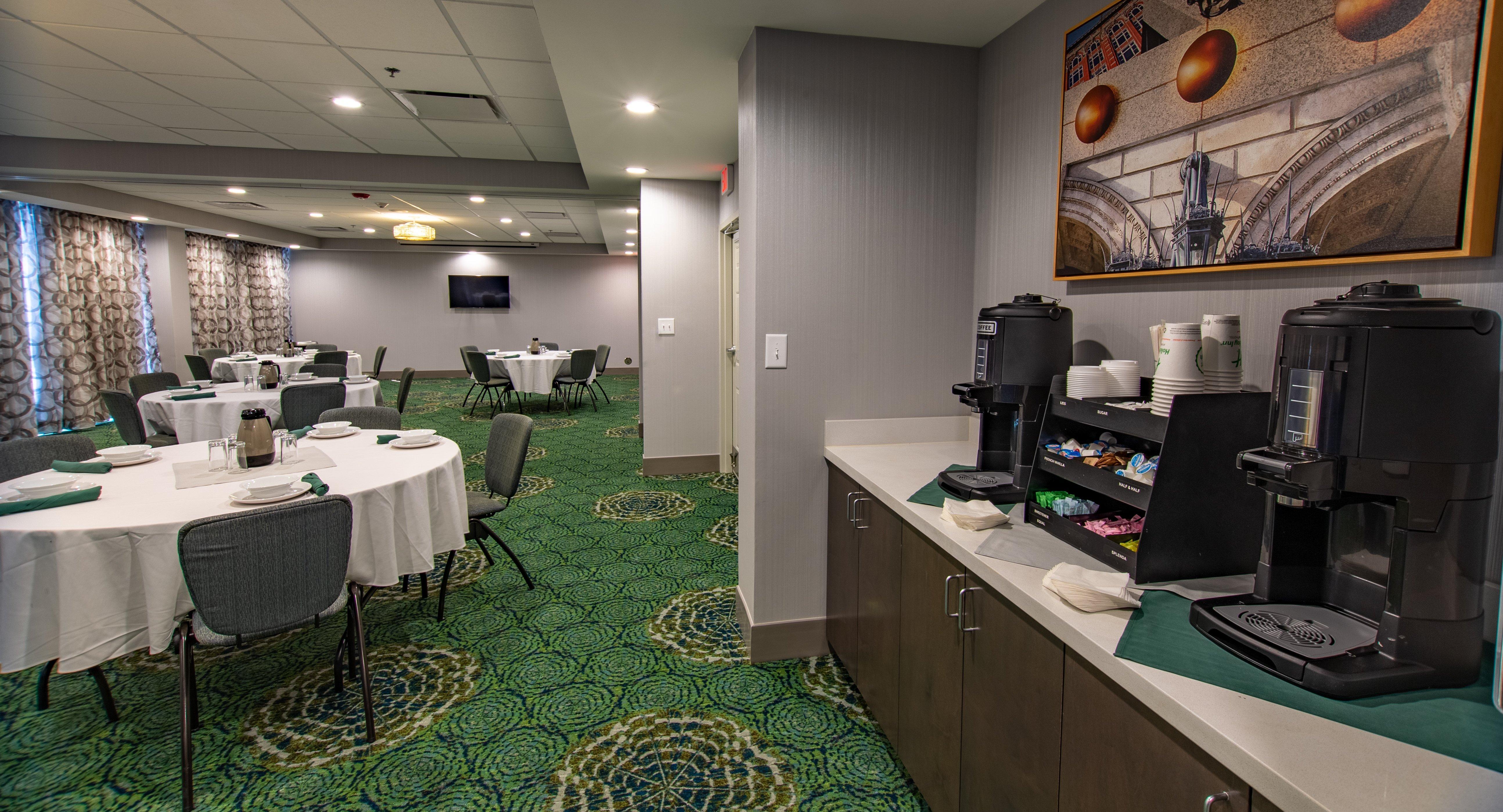 Holiday Inn Knoxville N - Merchant Drive By Ihg Exterior photo