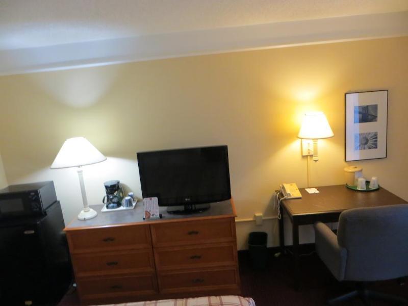 Holiday Inn Knoxville N - Merchant Drive By Ihg Exterior photo