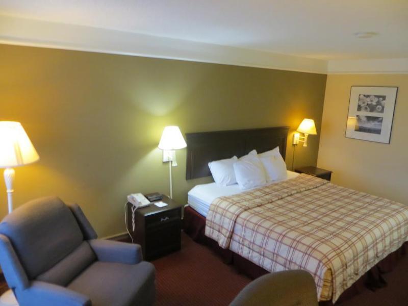 Holiday Inn Knoxville N - Merchant Drive By Ihg Exterior photo