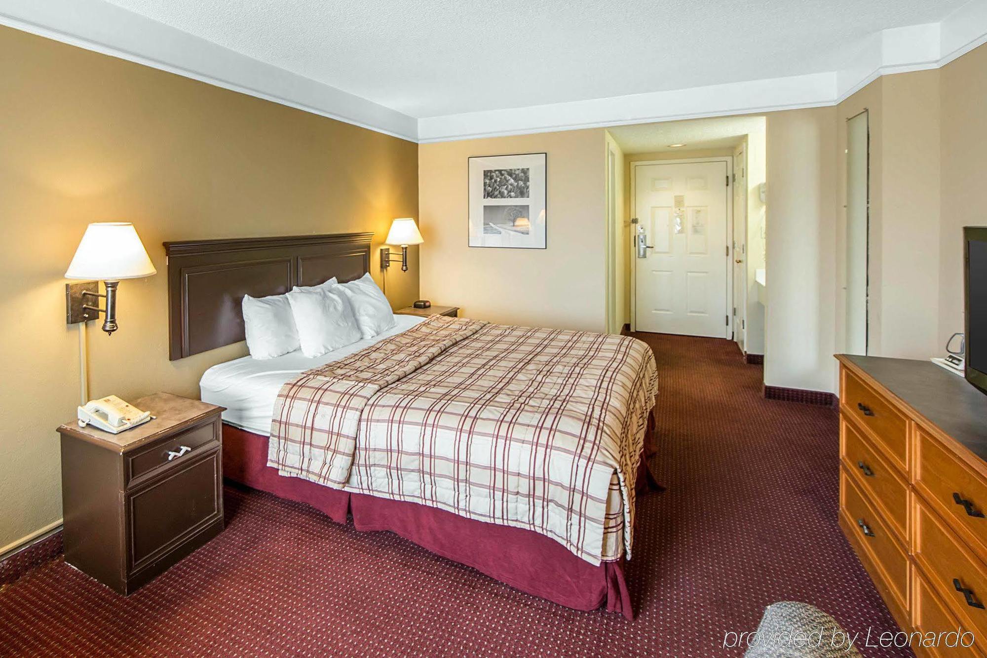 Holiday Inn Knoxville N - Merchant Drive By Ihg Exterior photo